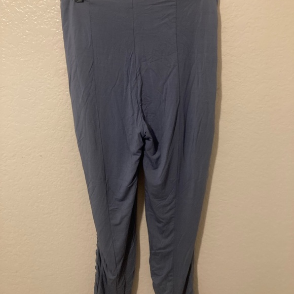 Meshki Blue Leggings with Side Detailing - Picture 2 of 4